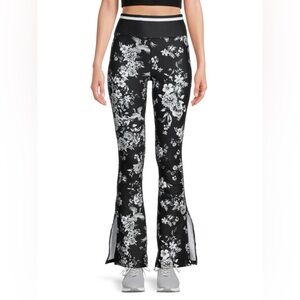 NWT Johnny was floral athletic pants